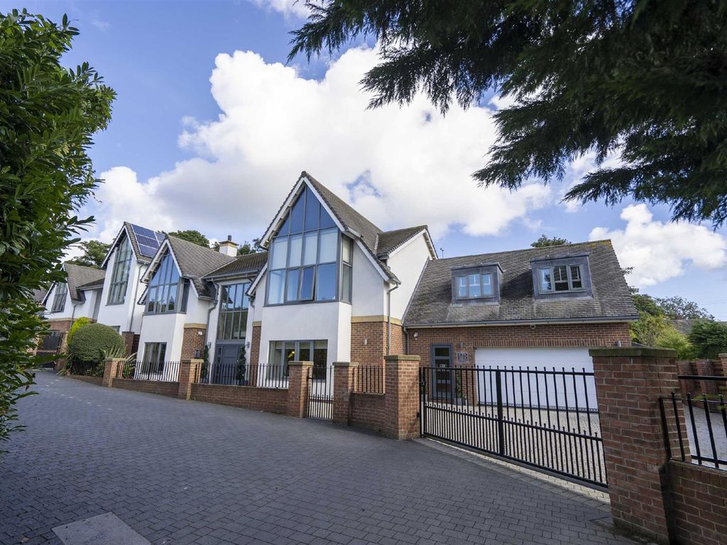 5 bed detached house for sale in Grasmere, Cleadon, Sunderland SR6, £1,295,000