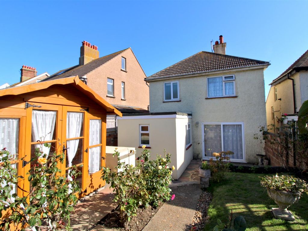 3 bed detached house for sale in Chichester Road, Seaford BN25, £450,000