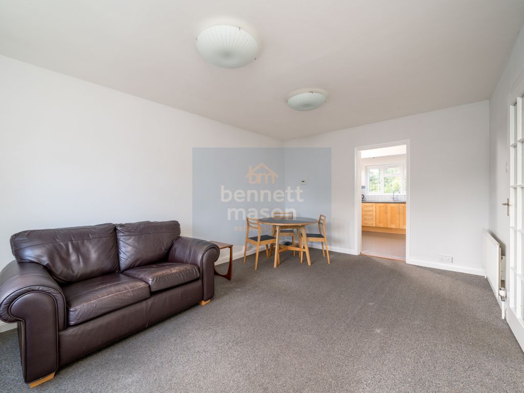 2 bed flat to rent in Bibsworth Road, London N3, £1,500 pcm