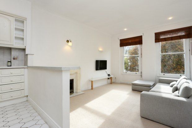 2 bed flat to rent in 25-27 Courtfield Road, London SW7, £2,990 pcm