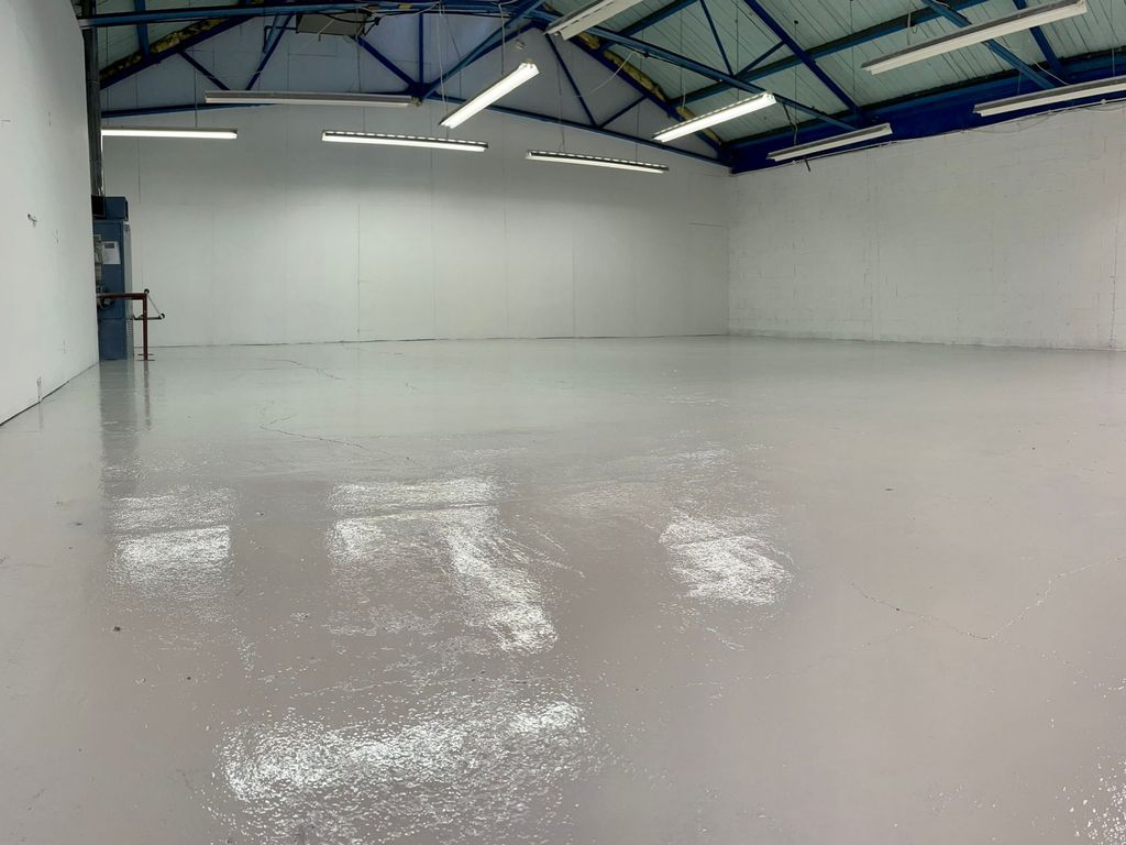 Warehouse to let in Park Royal Road, London NW10, £42,000 pa