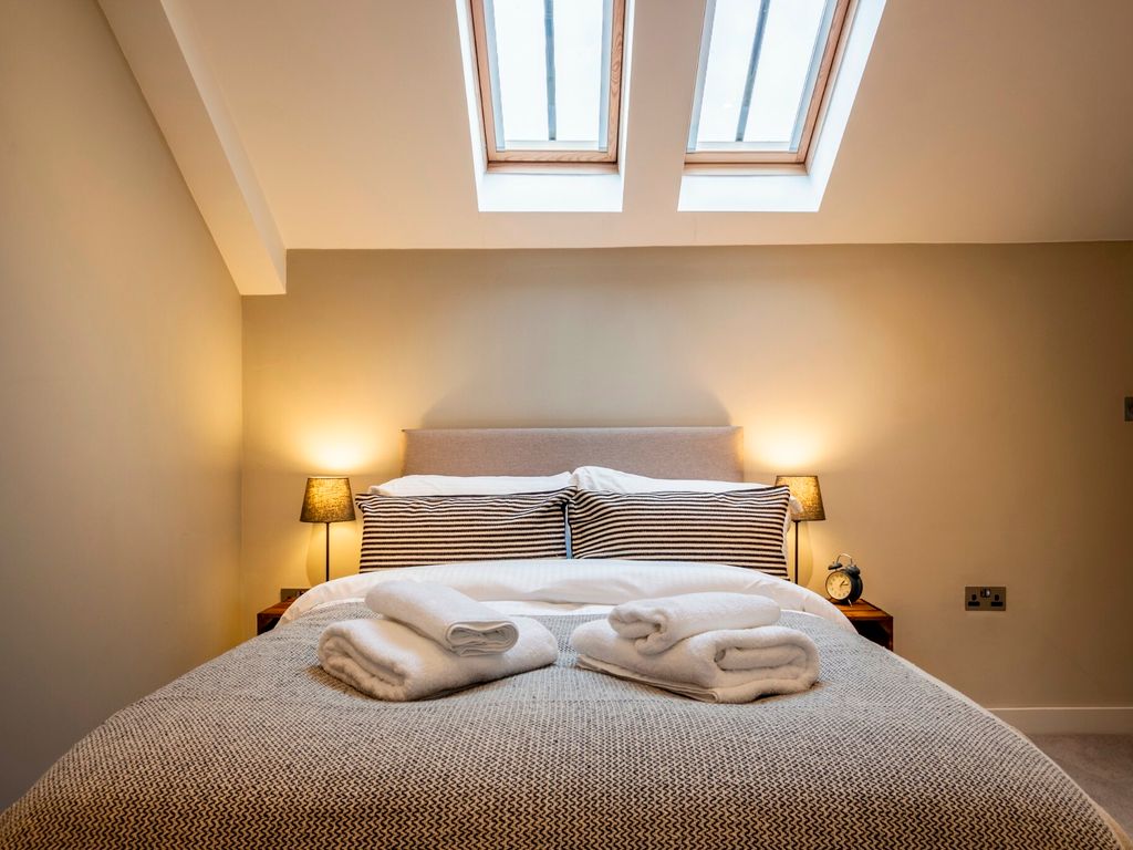 3 bed flat to rent in Ironworks Road, Backbarrow, Ulverston LA12, £1,375 pcm