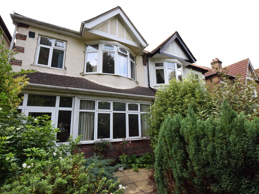 3 bed semi-detached house for sale in Carshalton Place, Carshalton, Surrey SM5, £499,000