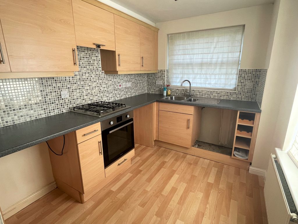 2 bed flat for sale in Hercules Drive, Newark NG24, £98,500