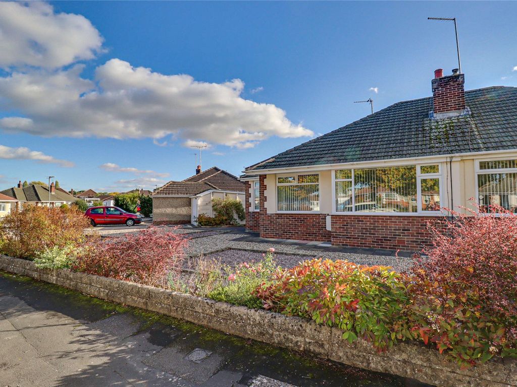 3 bed bungalow for sale in Beverstone Grove, Lawn, Swindon, Wiltshire SN3, £365,000