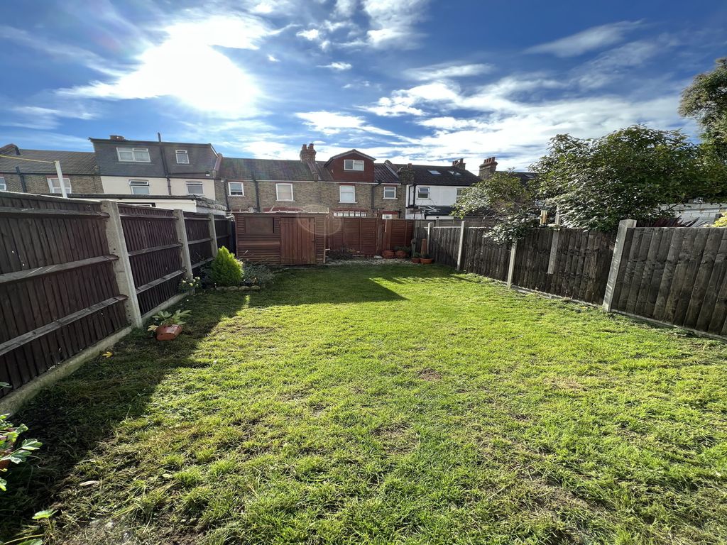 3 bed terraced house for sale in Winterbourne Road, Thornton Heath CR7, £475,000