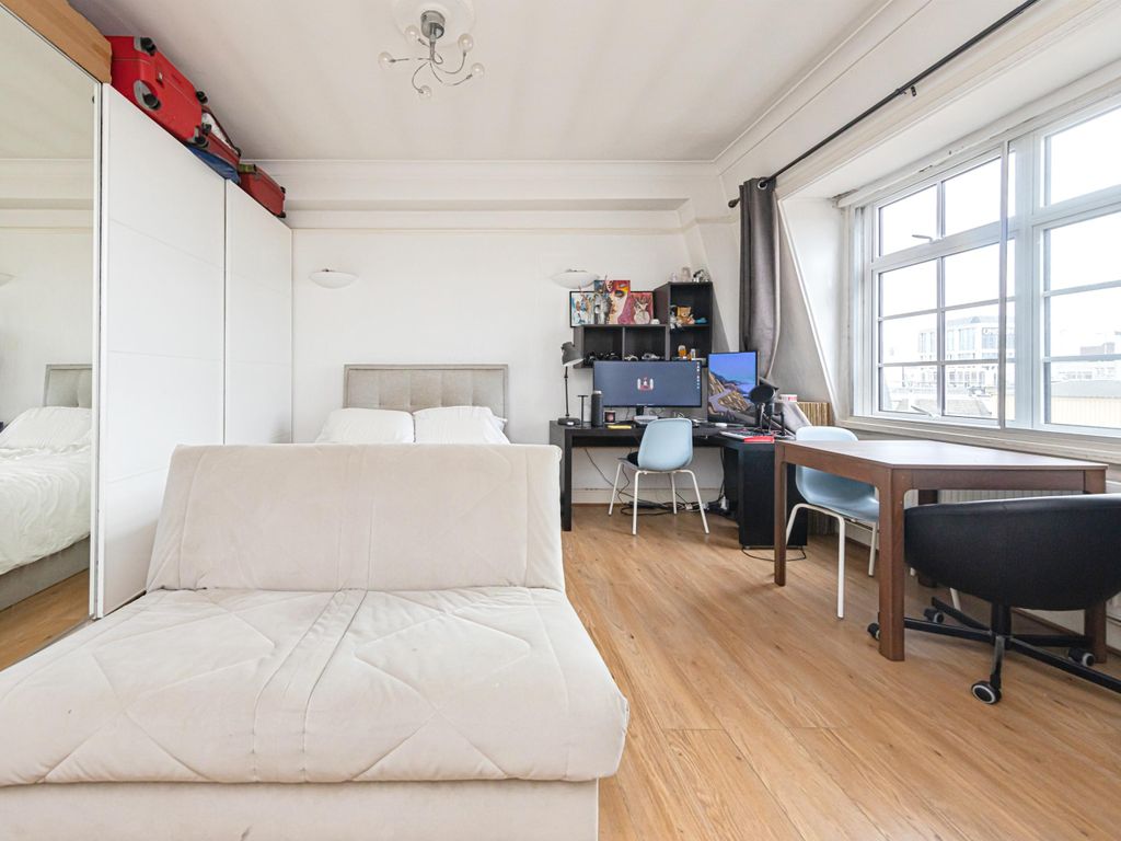 Studio for sale in Upper Woburn Place, London WC1H, £340,000