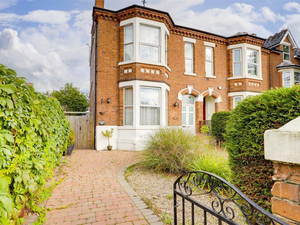 4 bed semi-detached house for sale in Melton Road, West Bridgford, Nottinghamshire NG2, £450,000