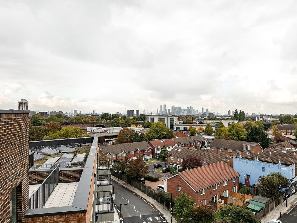 New home, 1 bed flat for sale in Copeland Road, Peckham, London, London SE15, £435,000