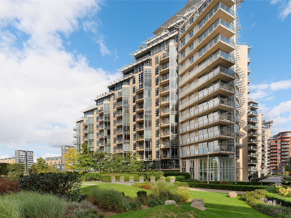 New home, 2 bed flat for sale in Juniper Drive, London SW18, £650,000