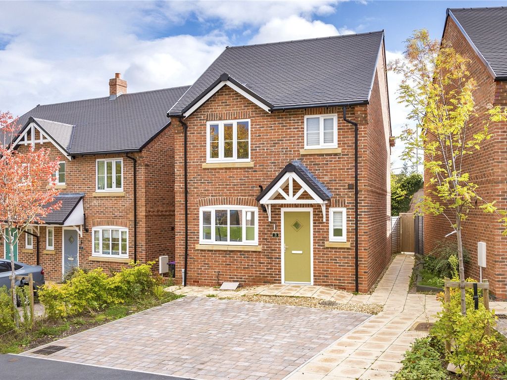 3 bed detached house for sale in Skelton Close, Horsehay, Telford, Shropshire TF4, £250,000