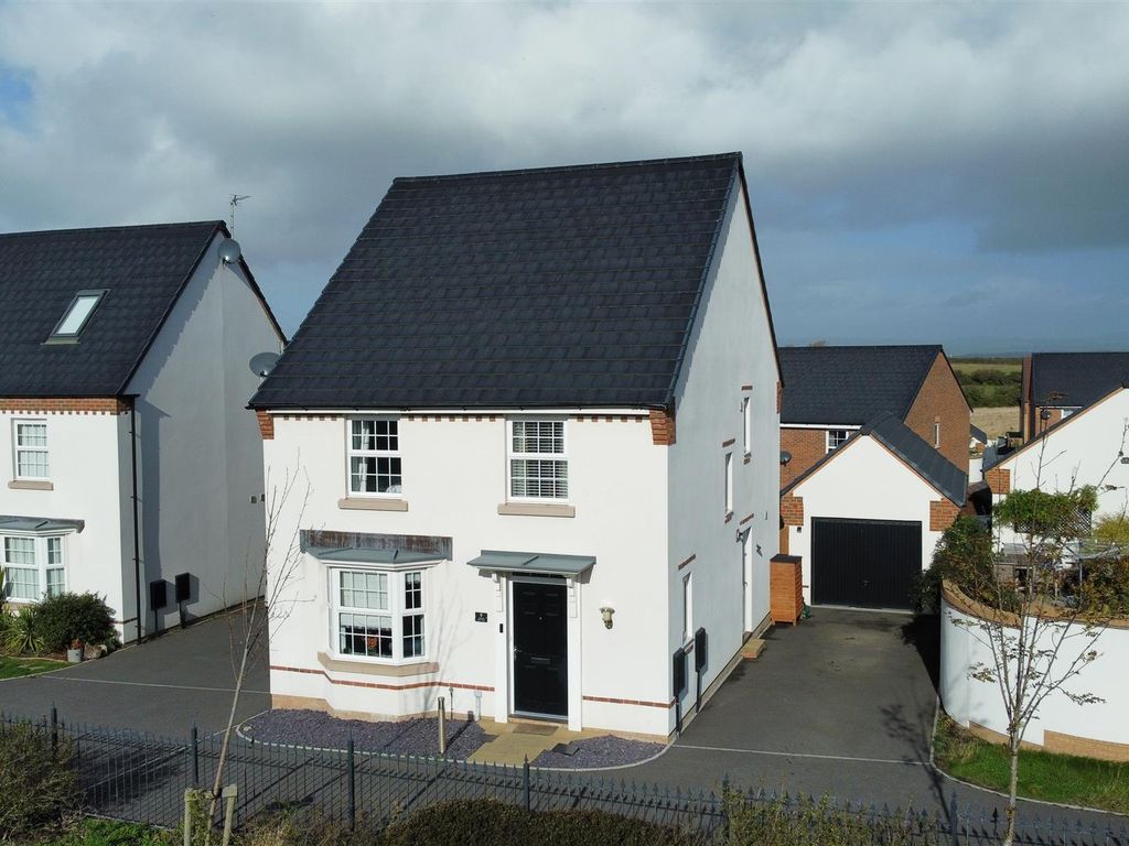 4 bed detached house for sale in St. James Road, Wick, Cowbridge CF71, £400,000