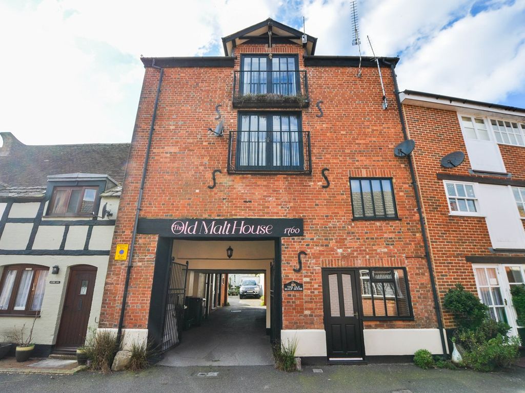 2 bed flat for sale in 10 West Row, Wimborne BH21, £330,000