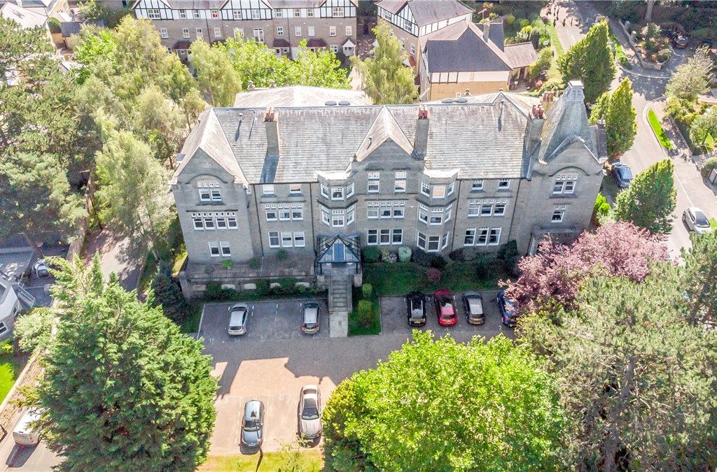 2 bed flat for sale in Chapman House, Chapman Square, Harrogate, North Yorkshire HG1, £390,000