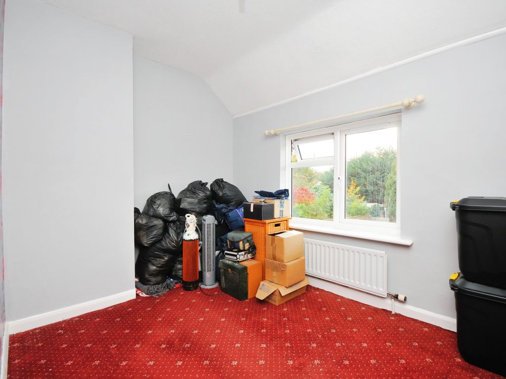 3 bed end terrace house for sale in Chelsfield Lane, Orpington BR5, £425,000