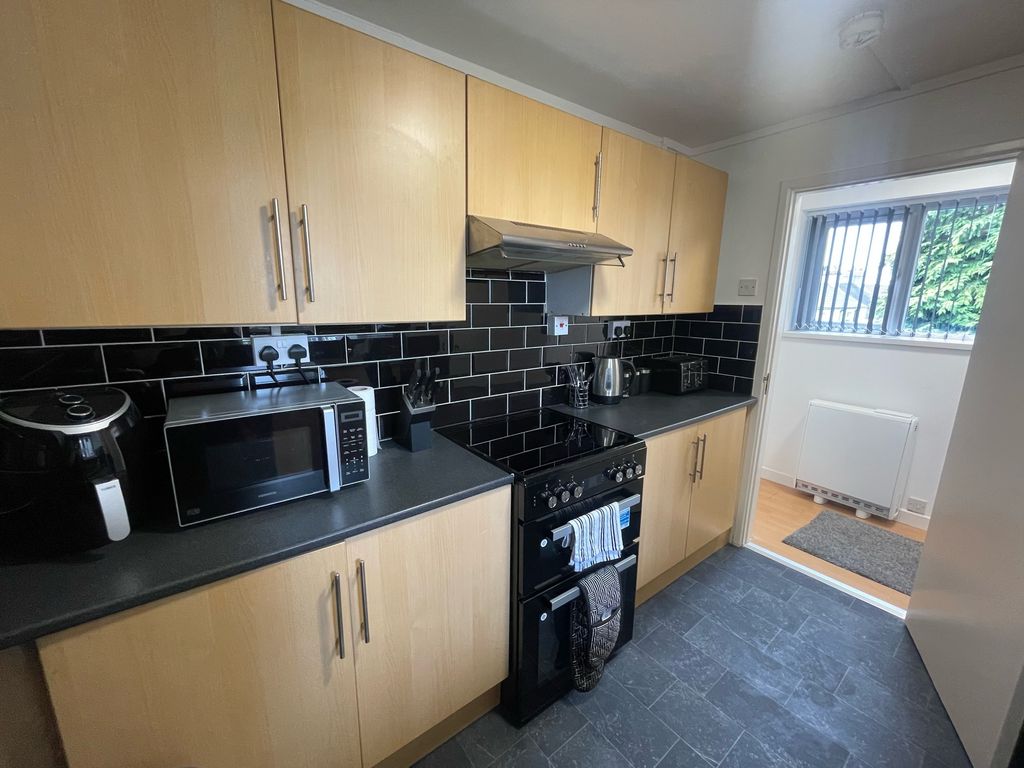 1 bed flat to rent in The Philog, Whitchurch CF14, £895 pcm