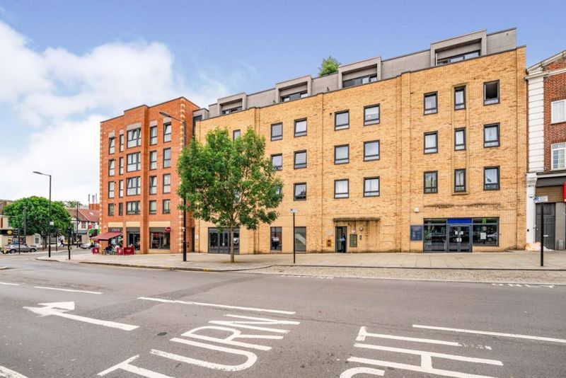 2 bed flat for sale in The Broadway, Greenford UB6, £430,000