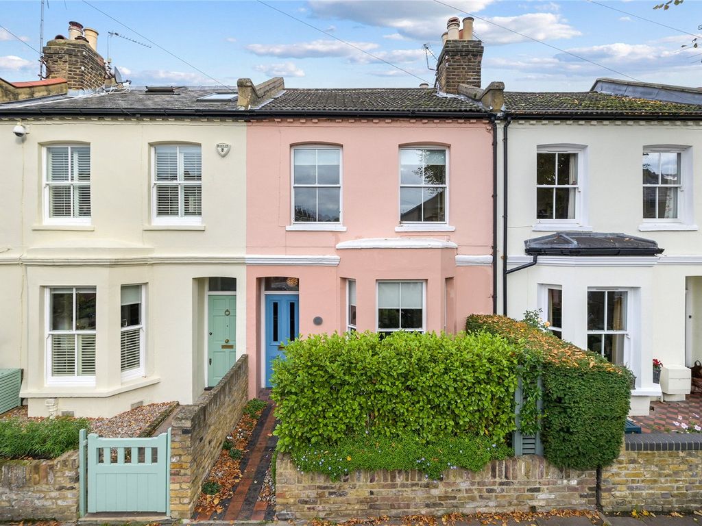 3 bed terraced house for sale in Dale Street, Chiswick, London W4, £1,195,000