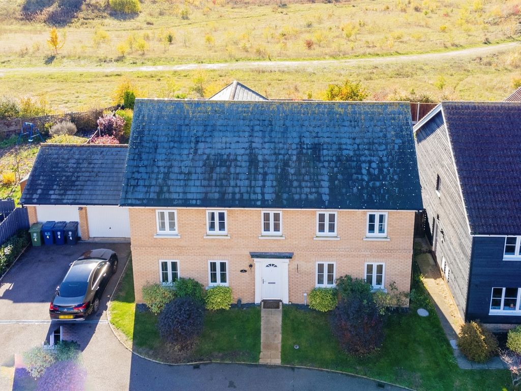 5 bed detached house for sale in Playcross Close, Great Cambourne, Cambridge CB23, £700,000