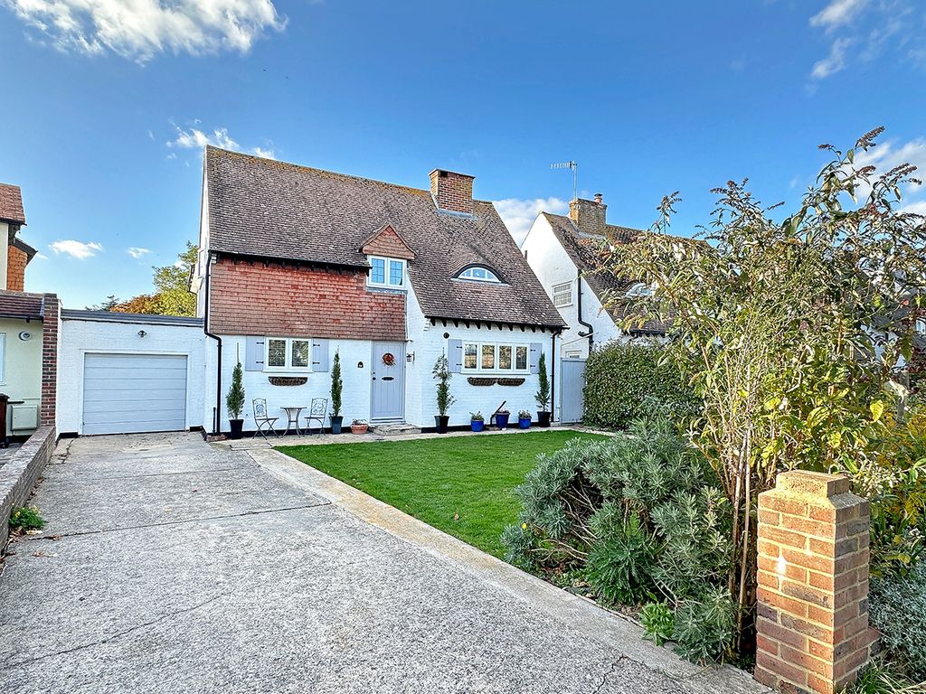 3 bed cottage for sale in Apple Grove, Aldwick Bay Estate, Aldwick, West Sussex PO21, £800,000