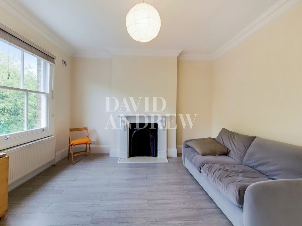 2 bed flat to rent in St. John's Way, London N19, £1,950 pcm