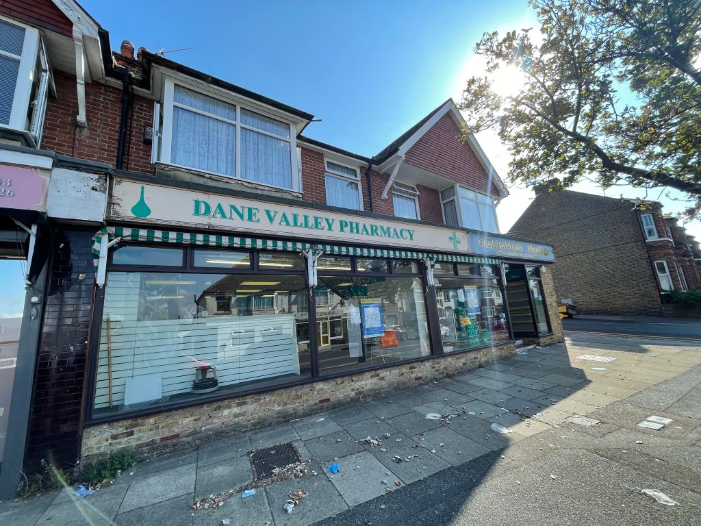 Retail premises to let in Upper Dane Road, Margate CT9, £15,000 pa