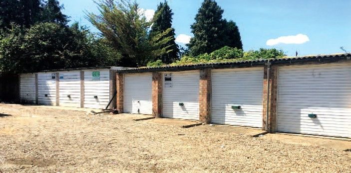 Commercial property to let in Garages For Rent, Luton, Bedfordshire LU4, £14,400 pa
