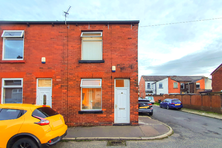 2 bed end terrace house for sale in Thornley Street, Middleton M24, £105,000