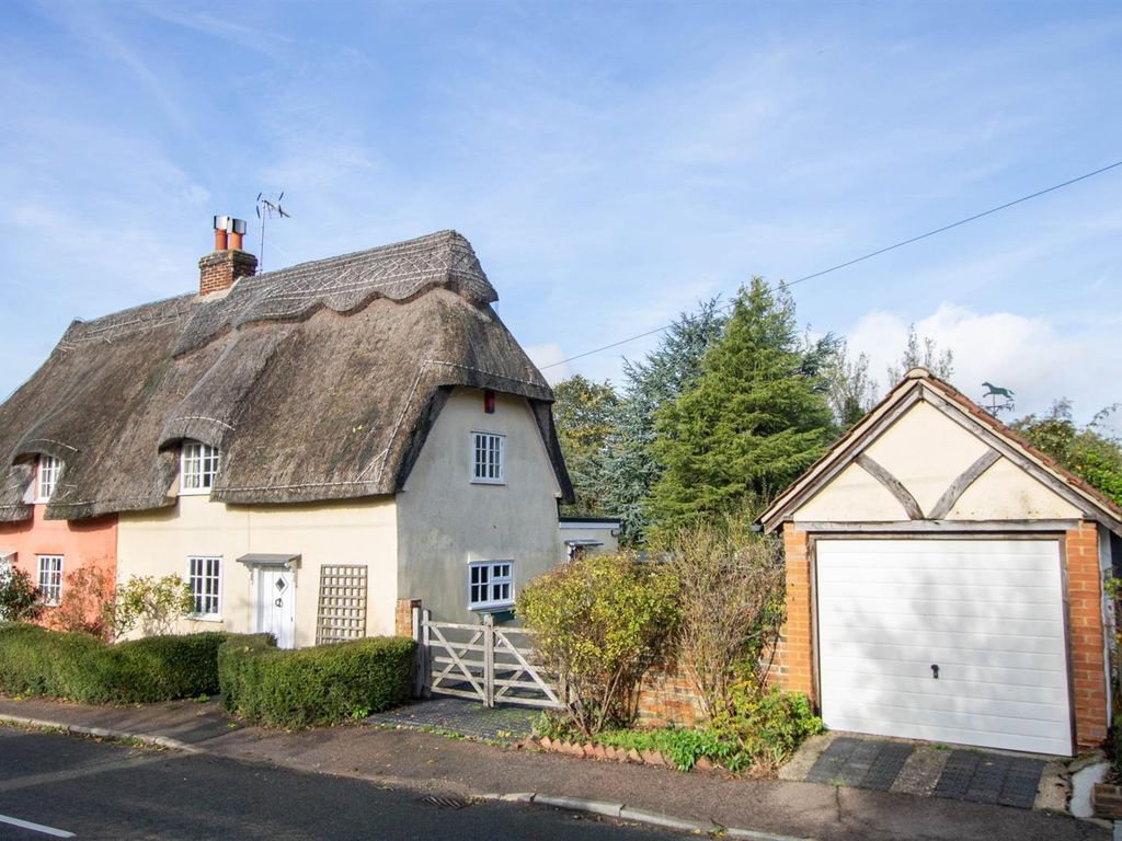 2 bed cottage for sale in Heydon Road, Great Chishill, Royston SG8, £375,000