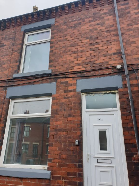 2 bed terraced house to rent in Warrington Road, Abram WN2, £700 pcm