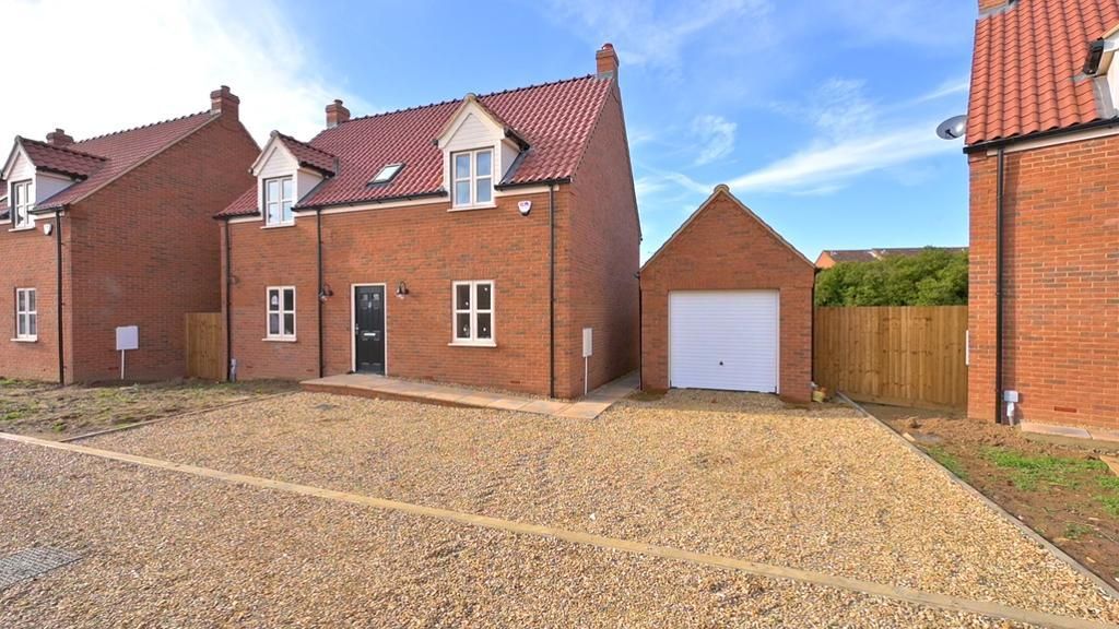 New home, 3 bed detached house for sale in Alma Avenue, Terrington St Clement, Kings Lynn, Norfolk PE34, £300,000