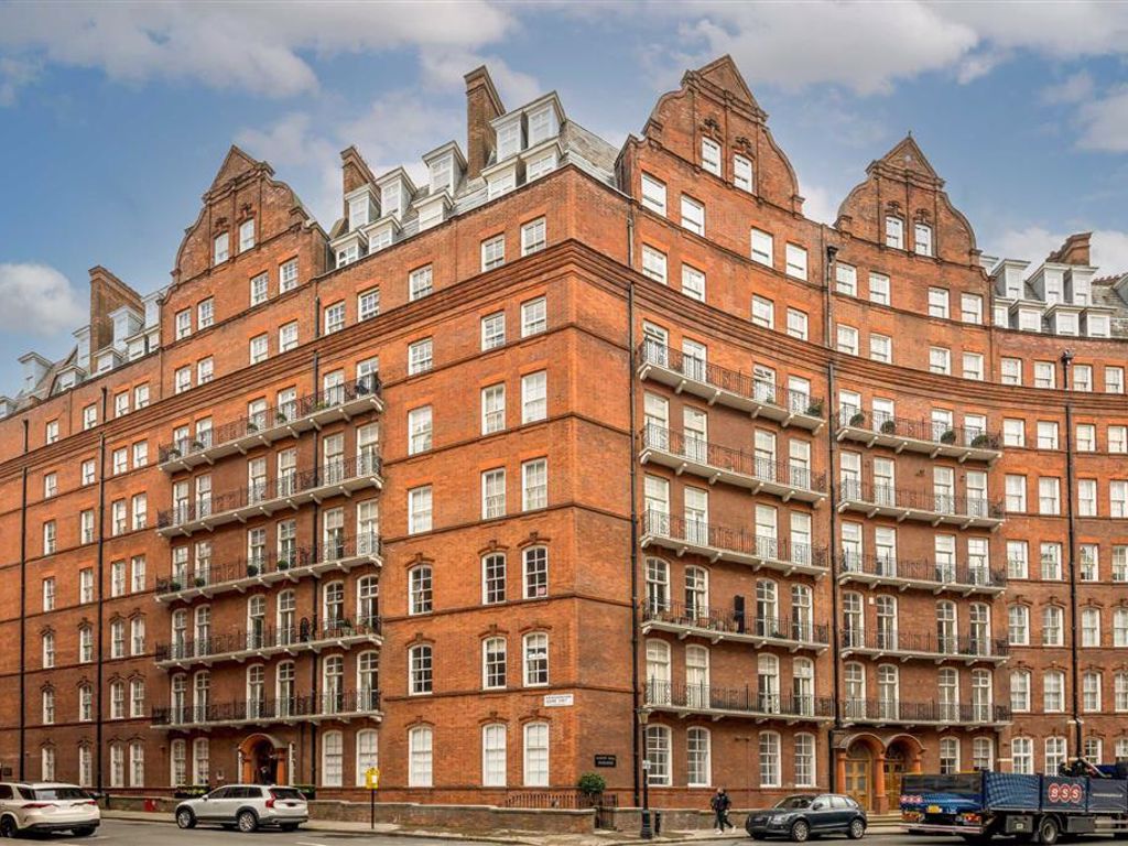 7 bed flat for sale in Kensington Gore, London SW7, £6,950,000