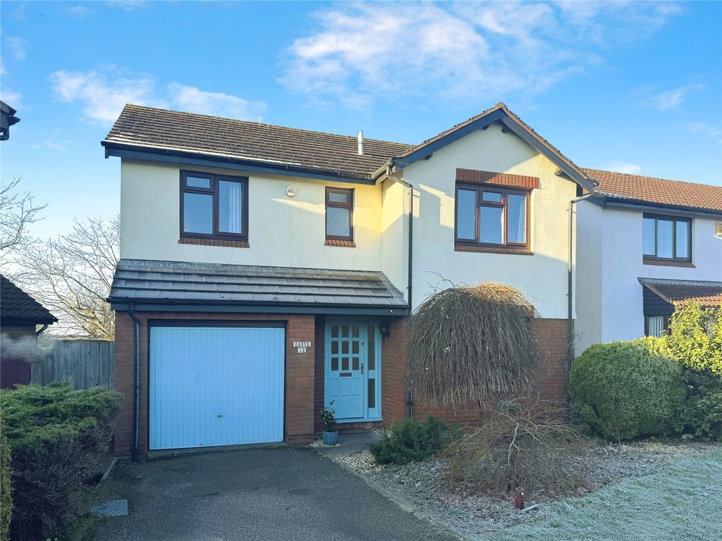 4 bed detached house for sale in Hereford Close, Exmouth, Devon EX8, £465,000