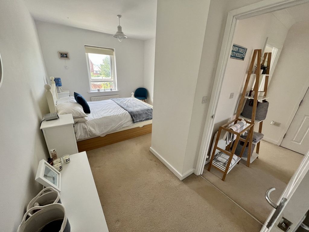 3 bed town house for sale in Liberty Way, Poole Quarter, Poole BH15, £339,000