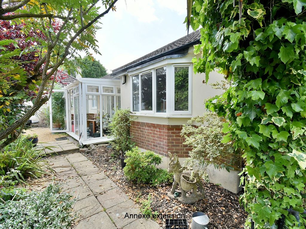 3 bed detached bungalow for sale in Magna Road, Bournemouth BH11, £550,000