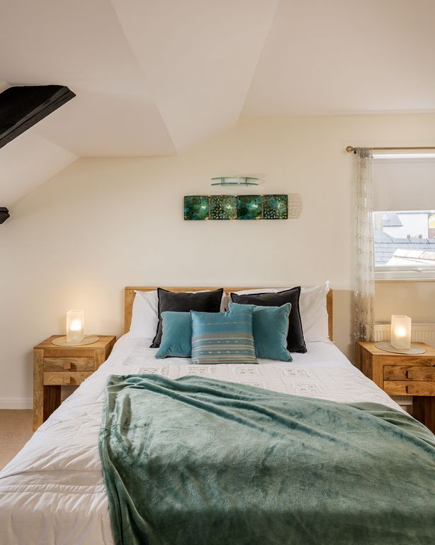 3 bed maisonette for sale in Foss Street, Dartmouth TQ6, £350,000