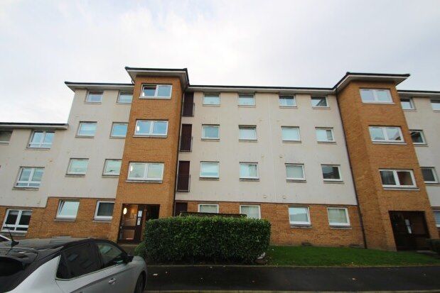 2 bed flat to rent in Silverbanks Road, Glasgow G72, £850 pcm