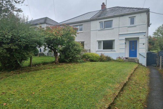 3 bed property to rent in Llandeilo SA19, £695 pcm