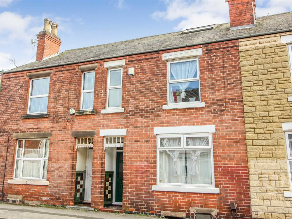 4 bed terraced house to rent in Cycle Road, Lenton, Nottingham NG7, £2,080 pcm
