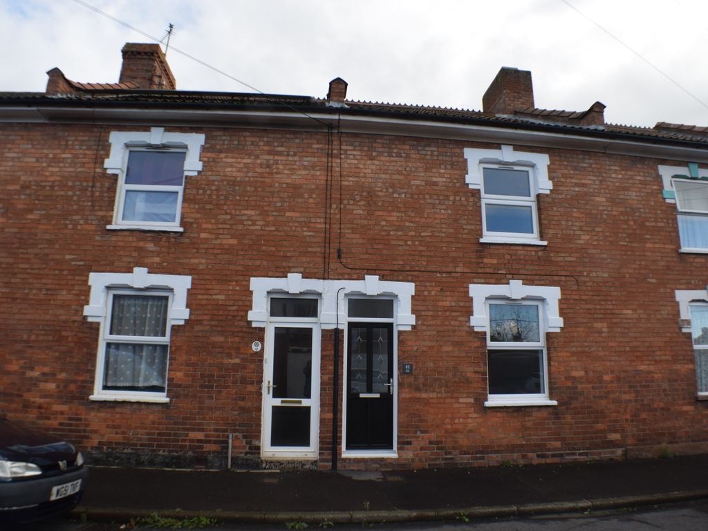 2 bed terraced house to rent in Bailey Street, Bridgwater TA6, £1,100 pcm
