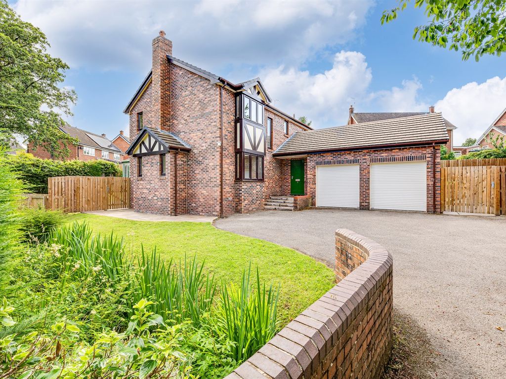 4 bed detached house for sale in The Hawthorns, Bunbury, Tarporley CW6, £625,000