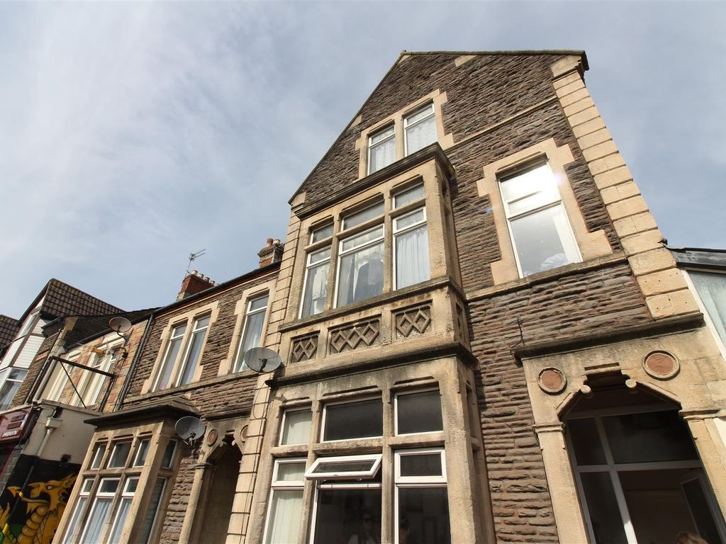 3 bed flat to rent in Crwys Road, Cathays, Cardiff CF24, £1,350 pcm