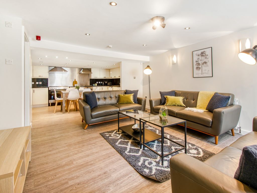 8 bed terraced house to rent in Monk Bridge Terrace, Leeds LS6, £624 pppm