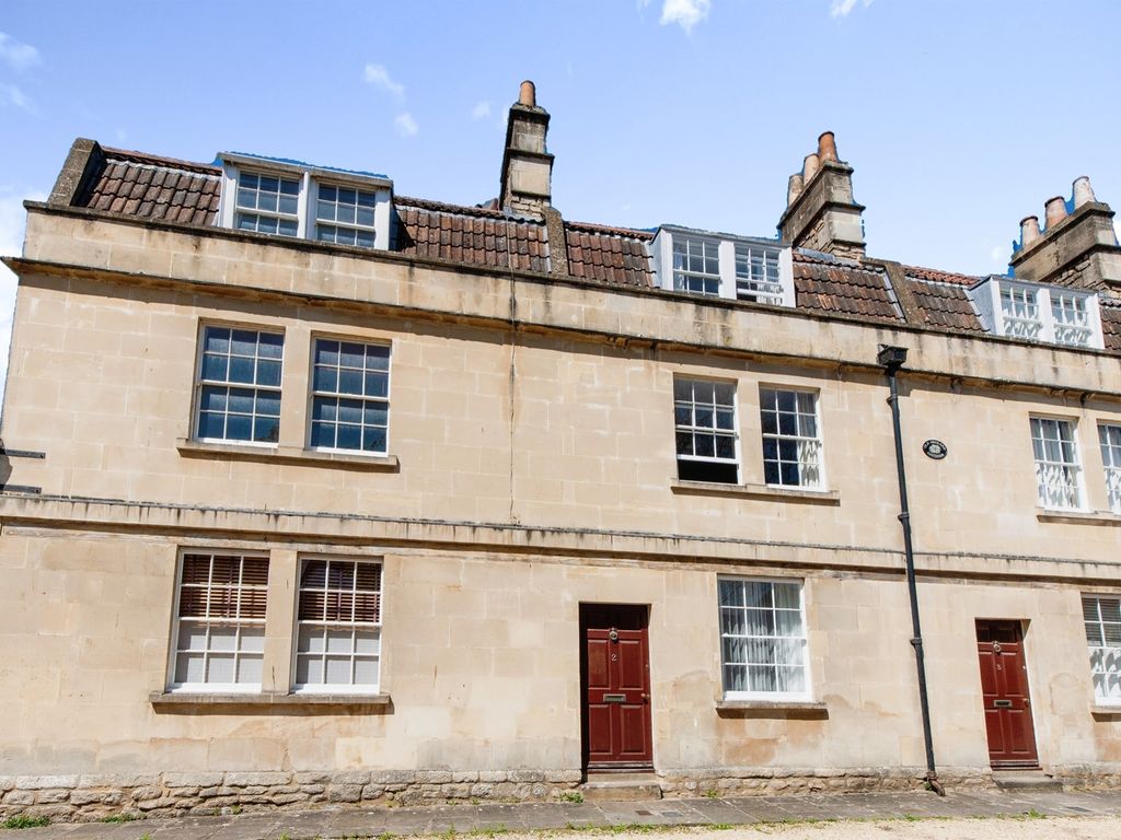 2 bed maisonette for sale in Walcot Street, Bath BA1, £400,000