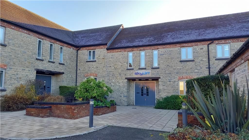 Office to let in Suite 1, Mercer Manor Farm, Sherington, Newport Pagnell, Buckinghamshire MK16, £17,675 pa