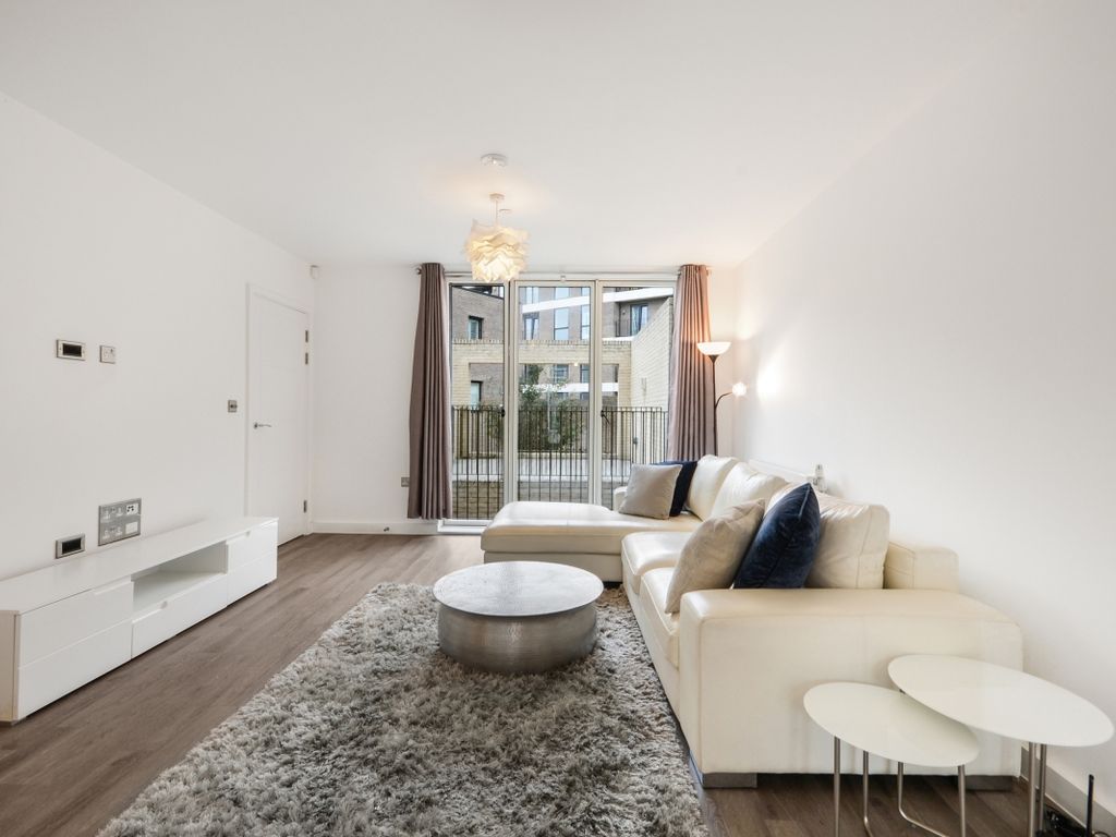 4 bed town house for sale in Keirin Road, Chobham Manor, London E20, £1,100,000