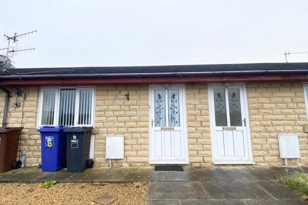 1 bed bungalow to rent in Peerart Court, Colne BB8, £625 pcm