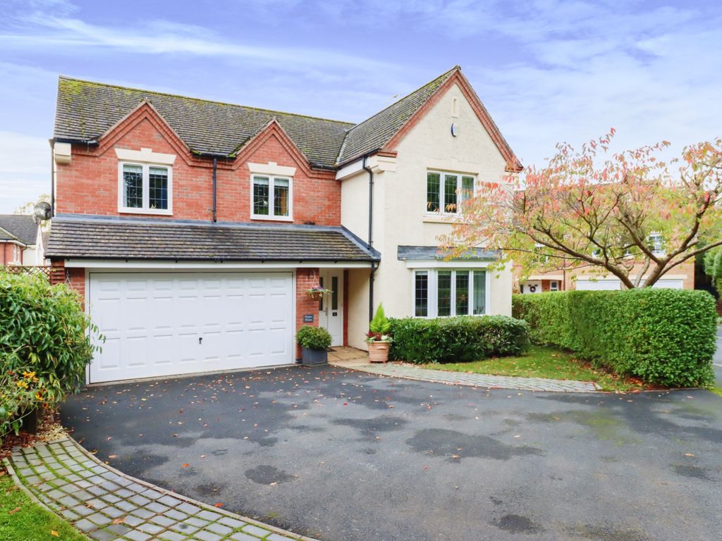 5 bed detached house for sale in Sweet Chariot Way, Telford TF1, £550,000