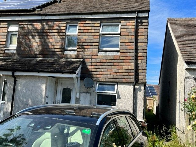 2 bed end terrace house to rent in Catterick Close, Plymouth PL5, £850 pcm
