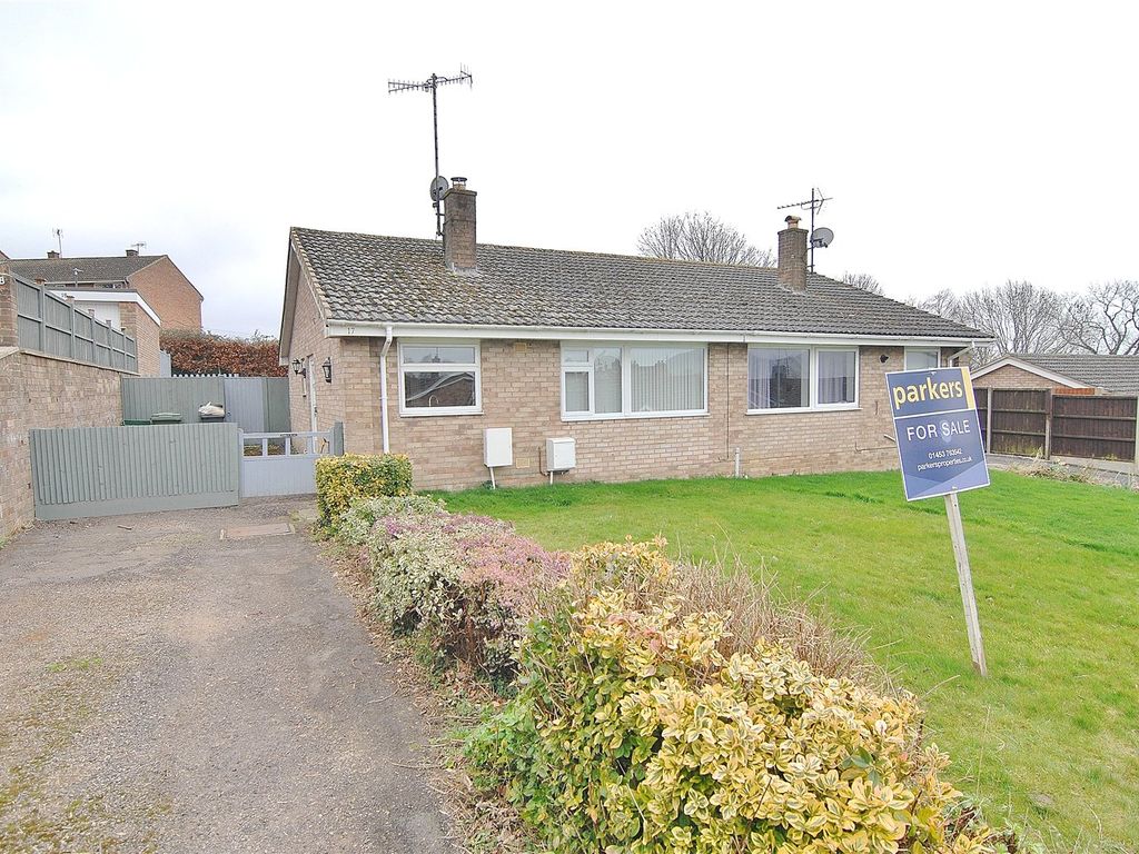 2 bed bungalow to rent in Glynfield Rise, Ebley, Stroud, Gloucestershire GL5, £900 pcm